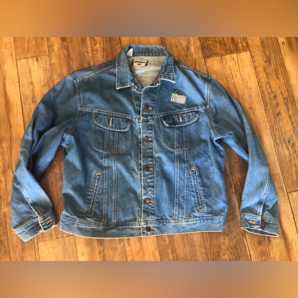 Vintage Authentic Lee Denim Jean Jacket Go The Extreme Patch Truckers Size M? - Picture 1 of 8